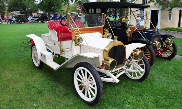 Компания Buick добилась успеха практически с самого начала, но автомобиль, который действительно прославил компанию, — это модель 10 1908 года.