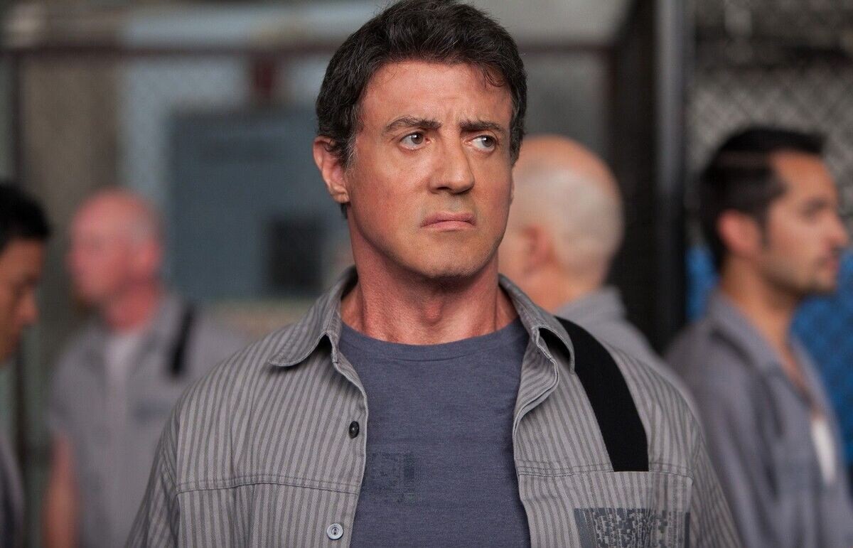 Сильвестр Сталлоне на кадре из фильма «План побега»/Источник: Summit Entertainment