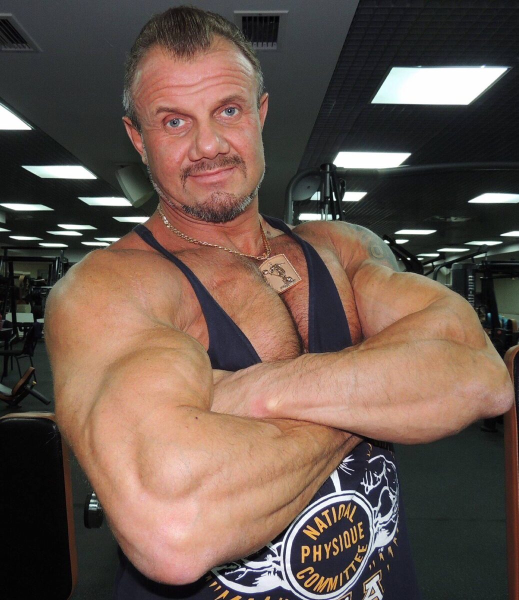    Николай Ференец был чемпионом России по бодибилдингуСоцсети