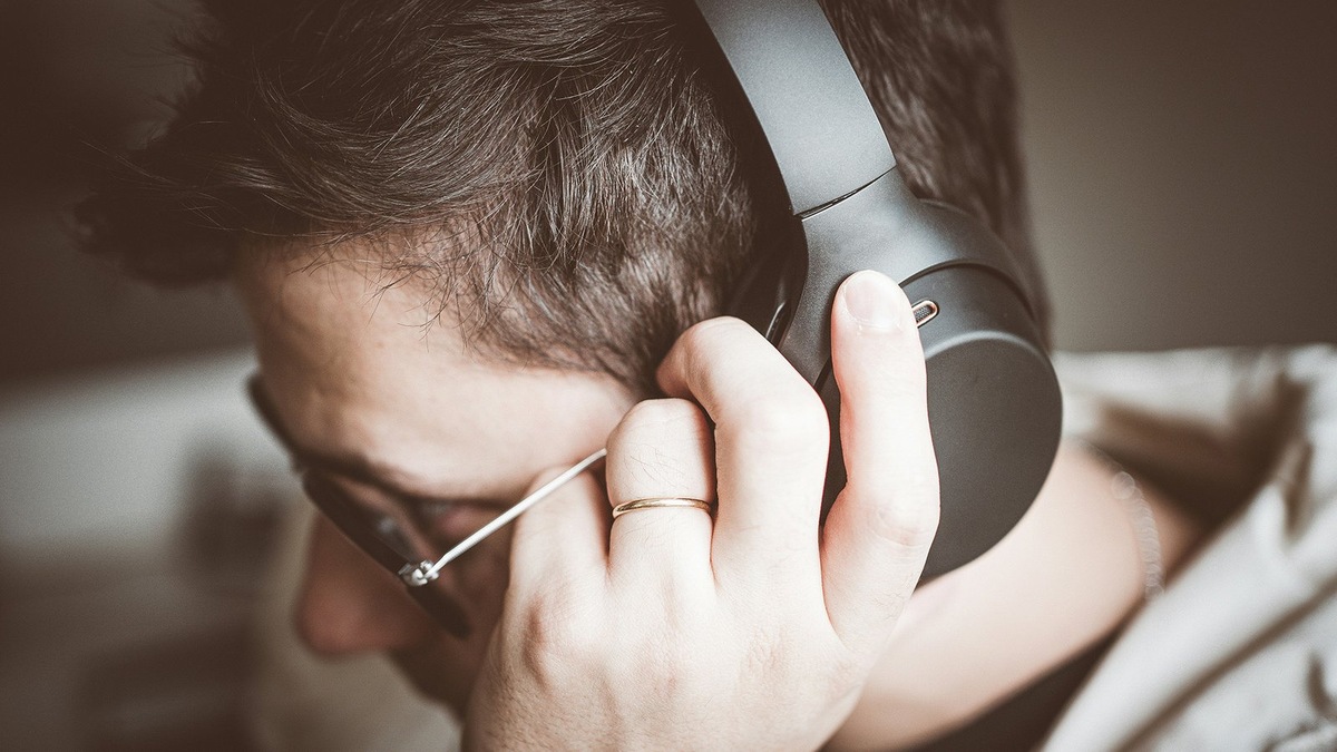    Обычно покупатели интересуются бюджетными моделями