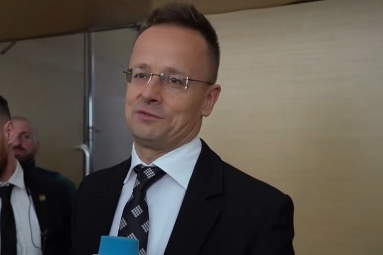    Фото: кадр видео