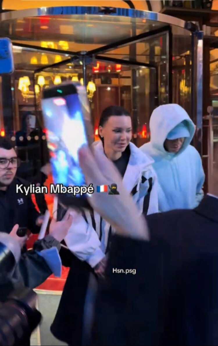 ФОТО: скриншот публикации пользователя TikTok @icicestparis080📷
