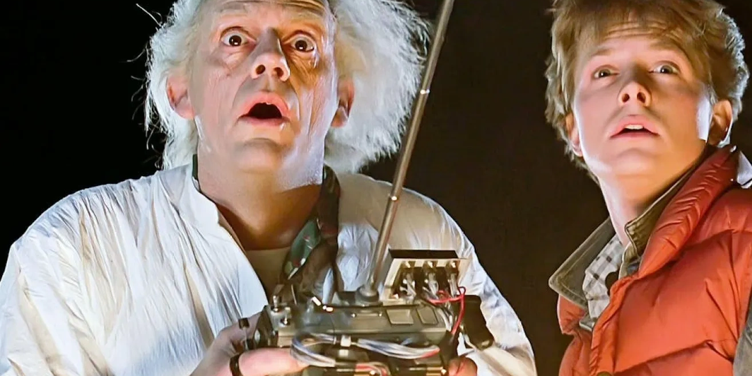 Марти Макфлай и Док снова вместе: звезды «Назад в будущее» растрогали фанатов