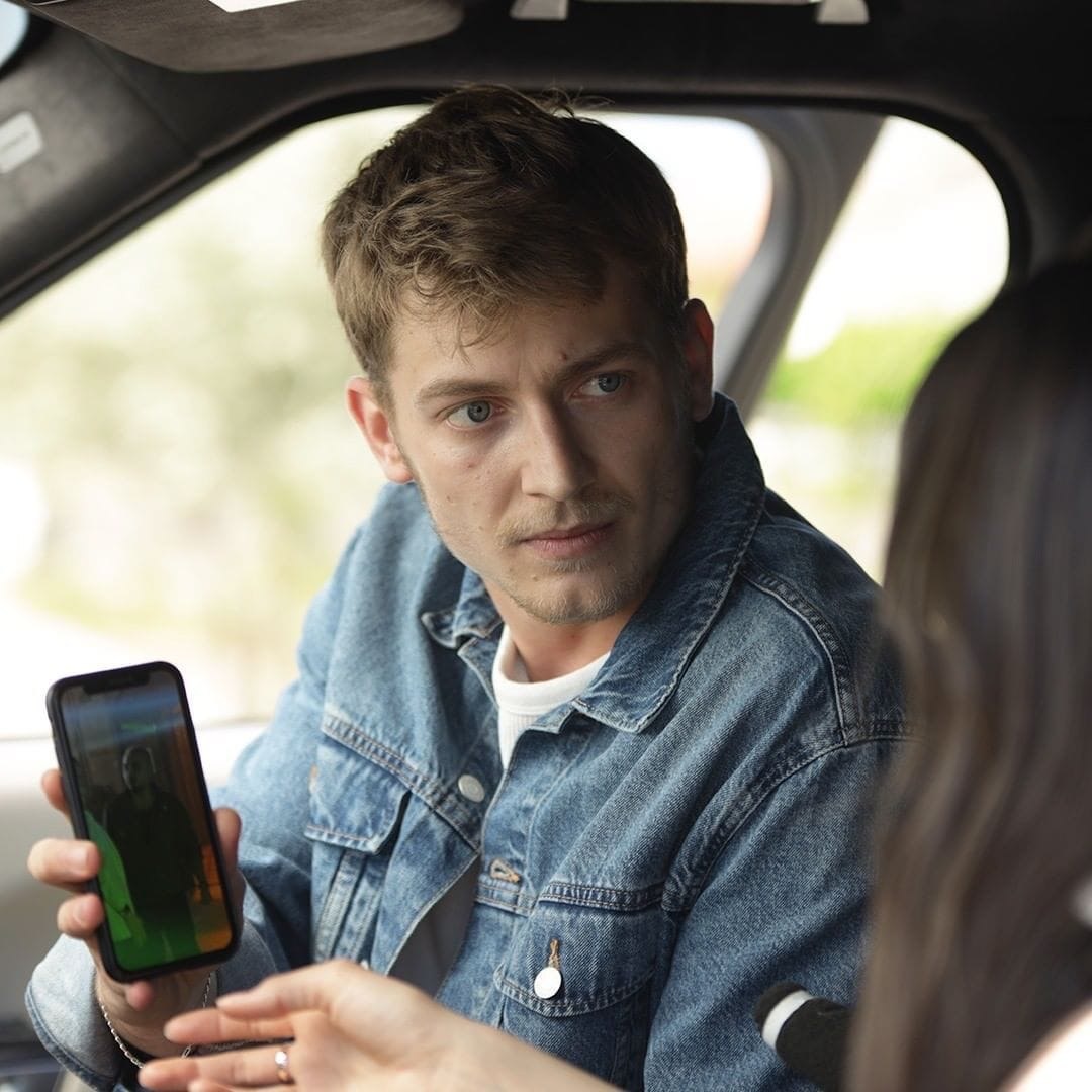 Кадр из сериала «Последнее лето»