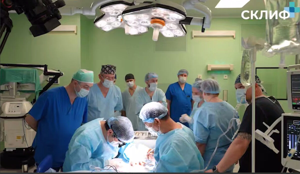    Операция в НИИ им.Склифосовского