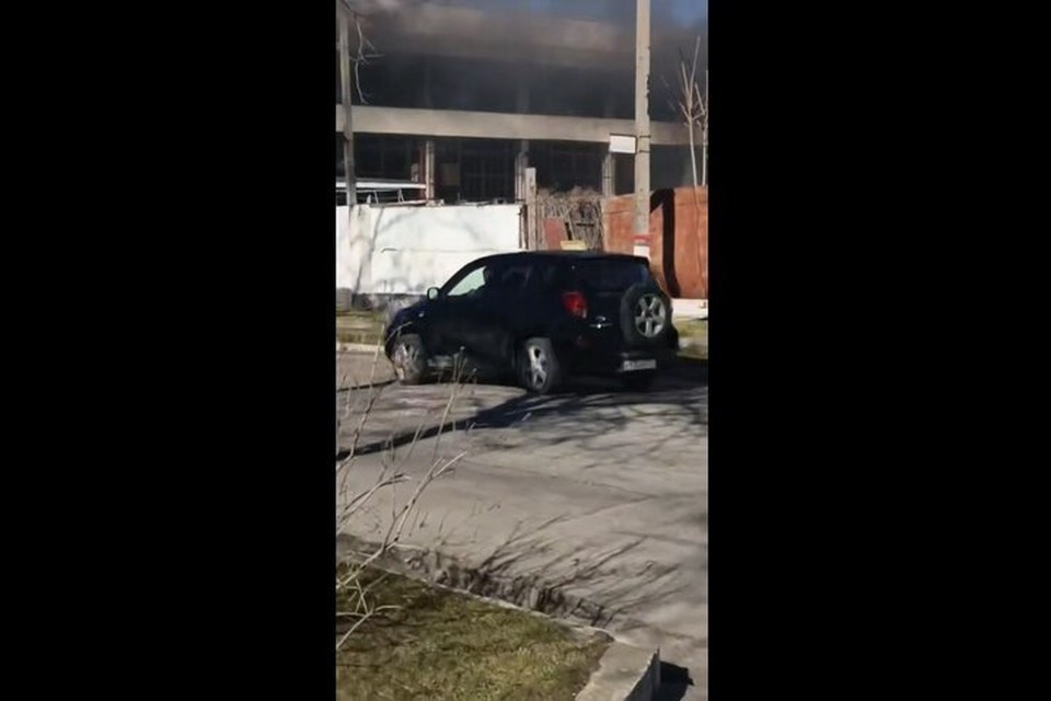    При бомбежке Коробков был убит мужчина и ранена женщина. Фото: тг-канал Павла Филипчука