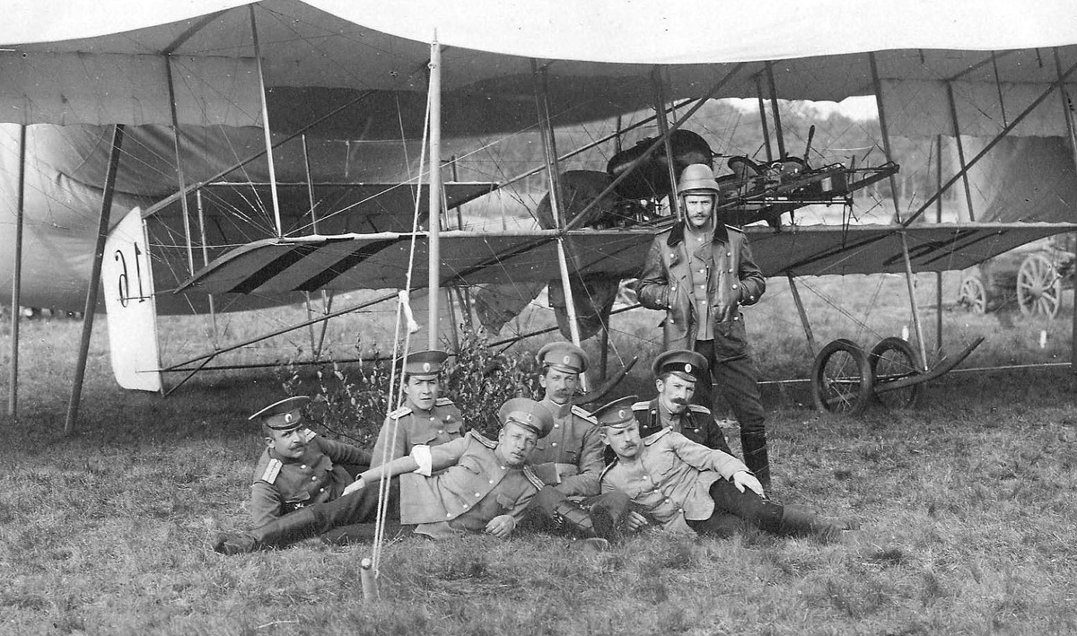 Слушатели авиашколы