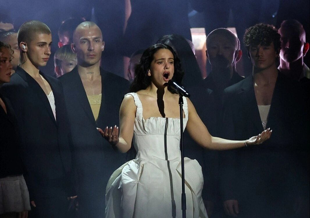 Розалия на церемонии вручения BRIT Awards 2026📷
