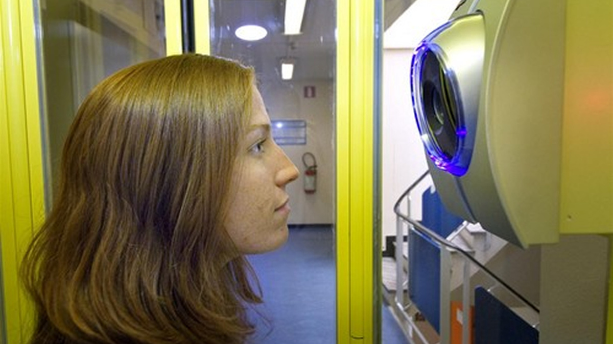 Анализ радужки глаза