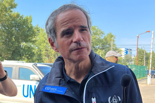 Генеральный директор МАГАТЭ Рафаэль Мариано Гросси в Запорожье, Украина, 31 августа 2022 года / Anna Voitenko/Reuters   📷