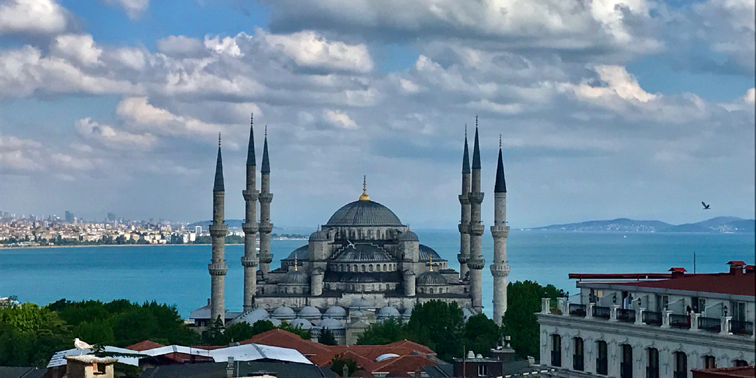 Город на двух континентах: почему в Стамбуле хочется потеряться навсегда?