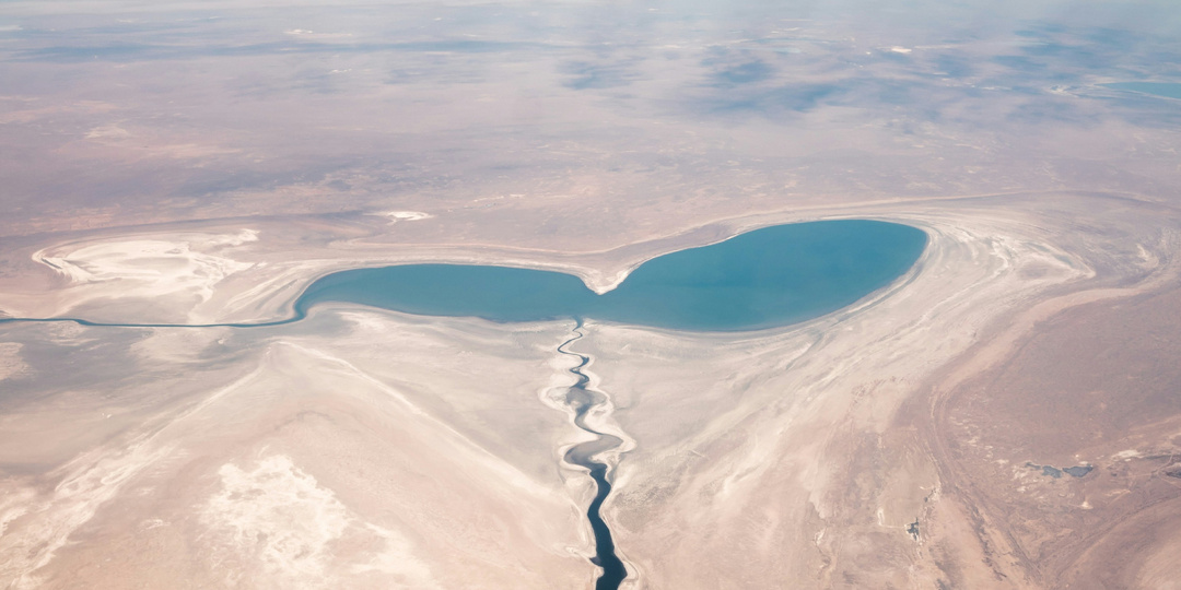Аральское море возвращается? Как Казахстан начал спасать крупнейшую экологическую катастрофу XX века