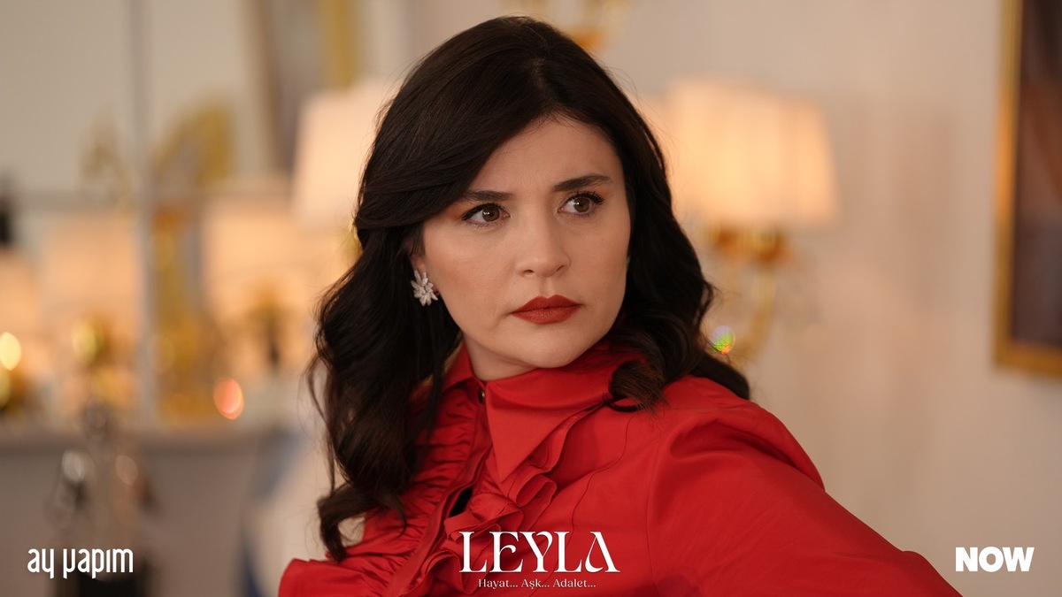 Нур. Сериал "Лейла: жизнь, любовь и справедливость". Фото с интернета. 