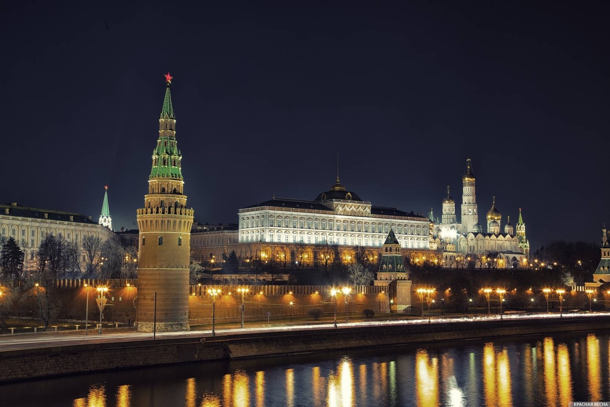     Москва. Кремль. Ночь   
Алексей Рожнов © ИА Красная Весна