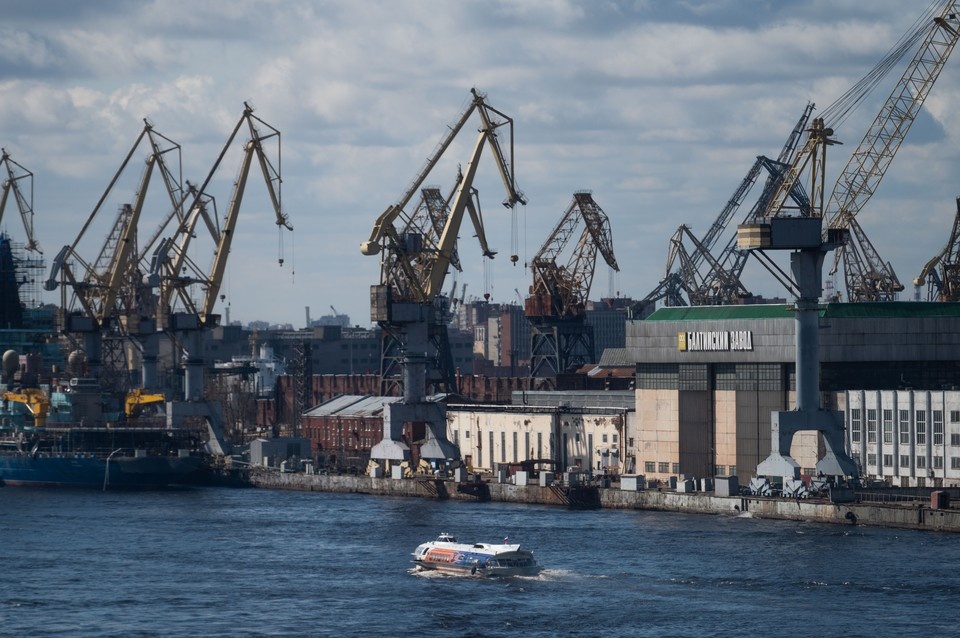    В Петербурге продолжают развивать экспорт. Юлия ПЫХАЛОВА