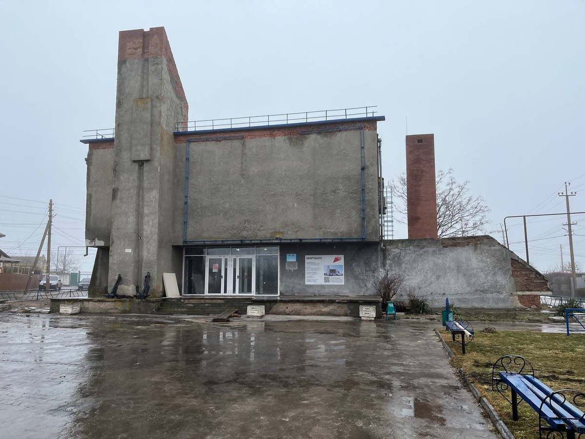 Фасад музея украсят портретом Георгия Седова/Фото: ТГ-канал Василия Овчарова