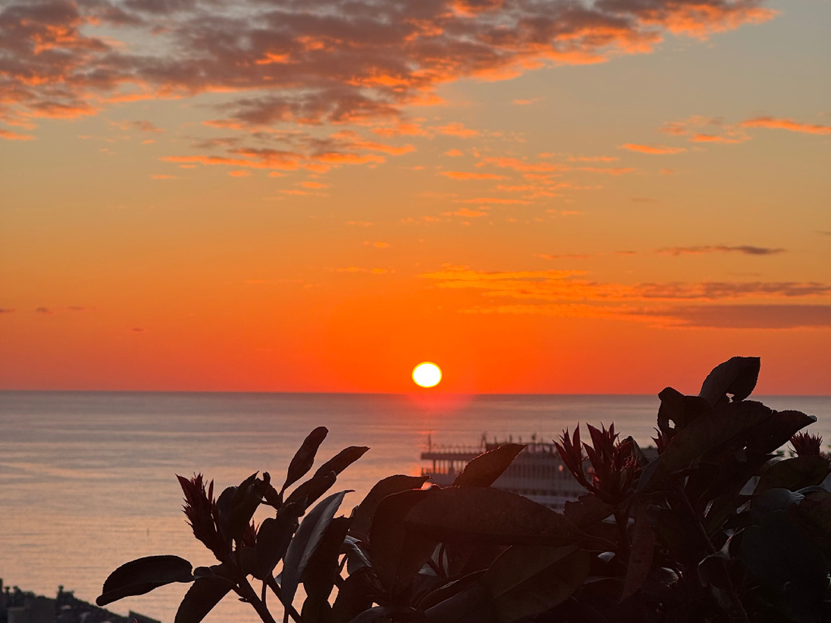 Закат на черном море ❤️