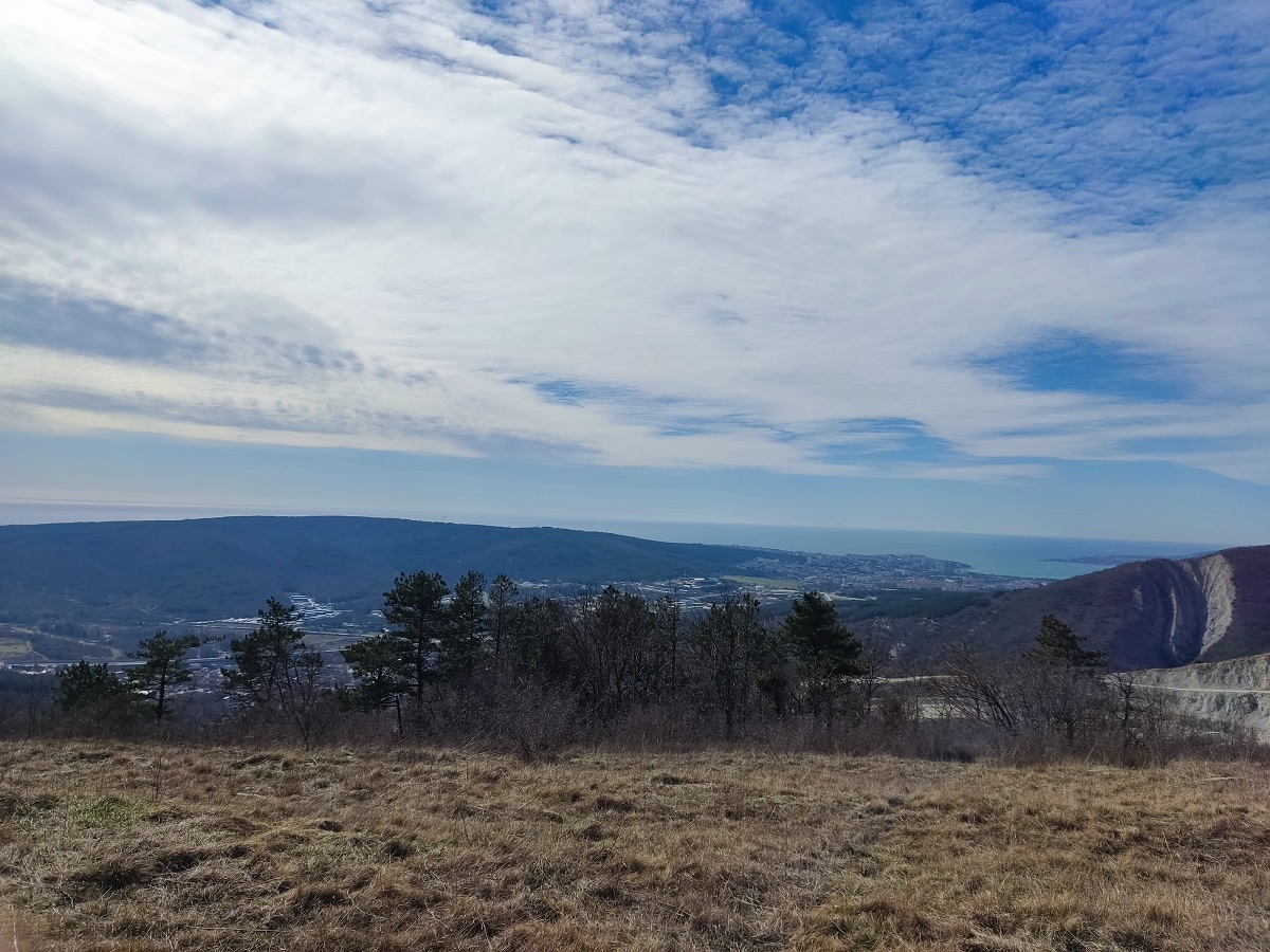 Вид с горы Нексис на город Геленджик