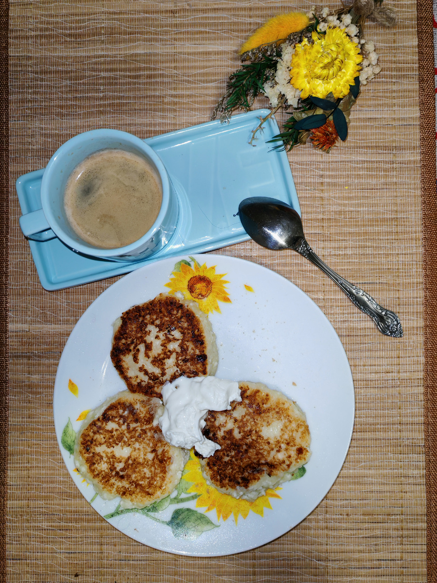 Съела только 2 штуки.