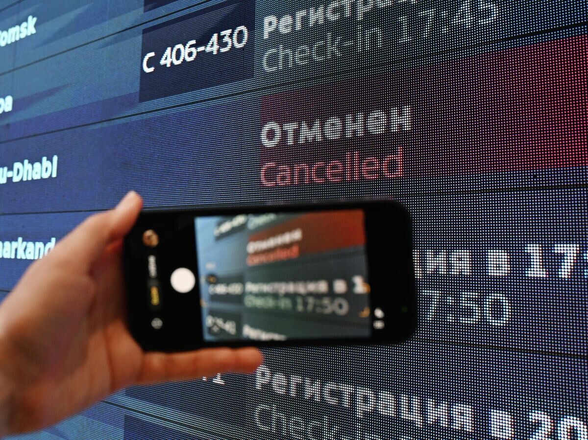    Отмена авиарейсов в Москве в связи с эскалацией конфликта на Ближнем Востоке© РИА Новости . Пелагия Тихонова