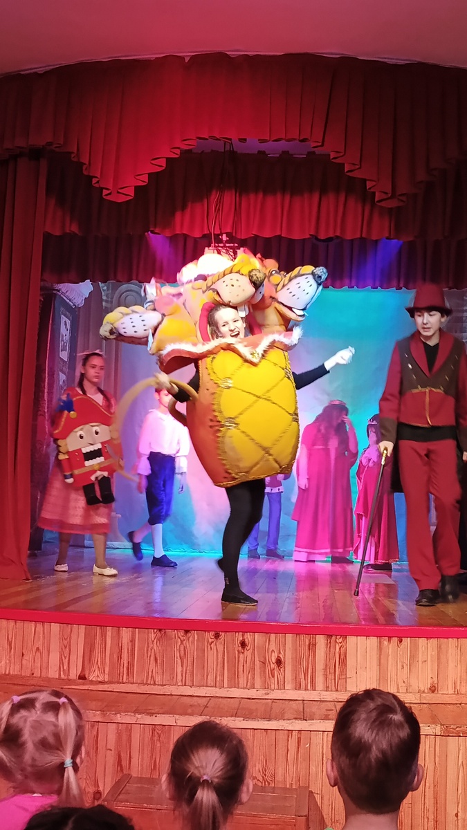 Студия Игра. Дом детского творчества им Володи Дубинина. Новосибирск. Премьера спектакля "Щелкунчик"