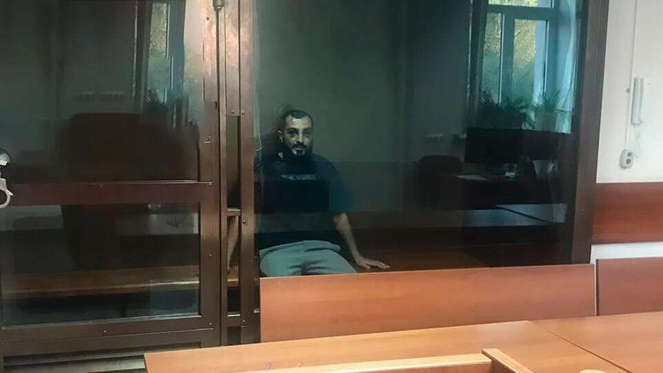     Суд приговорил к 9 годам колонии блогера, открывшего стрельбу у бара в Москве t.me/Суды общей юрисдикции города Москвы