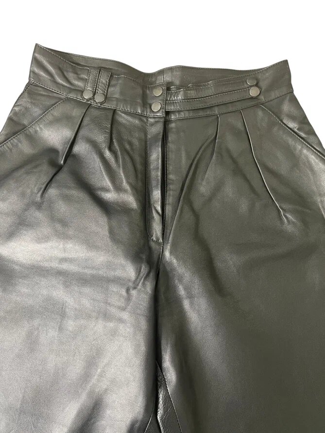 Переделка трех изделий из кожи и одного из меха. Ателье Ирины Берзиной.