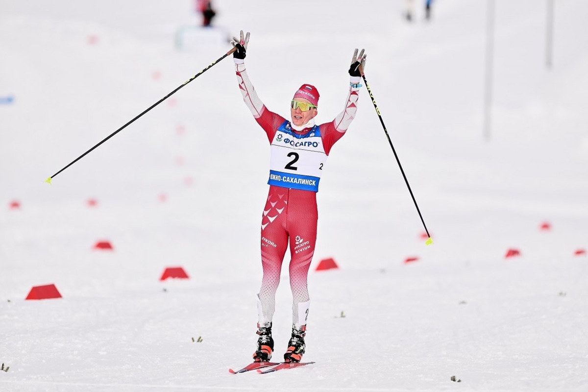 Александр Большунов