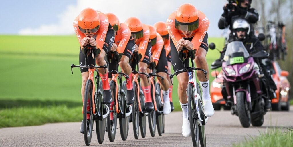    POUILLY-SUR-LOIRE, FRANCE - MARCH 10 : Team INEOS Grenadiers in action during stage 3 of the 84th edition of Paris - Nice an UCI World Tour 2.UWT Team Time Trial stage for Men Elite of 23.5 km with start in Cosne-Cours-sur-Loire and finish in Pouilly-sur-Loire on March 10, 2026 in Pouilly-sur-Loire, France, 10/03/2026 - photo Nico Vereecken/ PN / © Cor Vos 2026