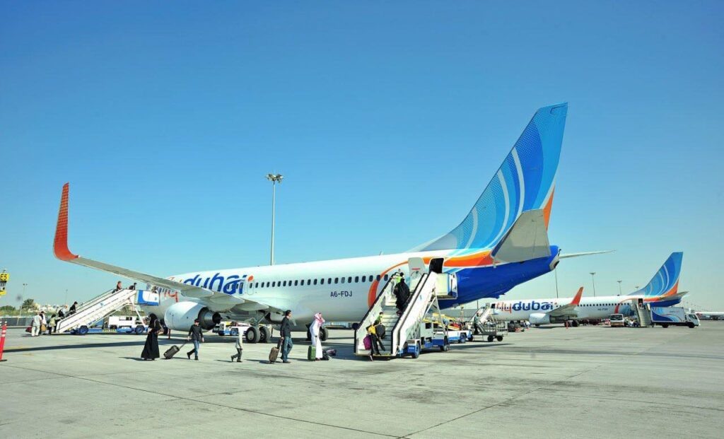 Фото: «Азия-Плюс», пассажиры, прилетевшие сегодня из Дубая в Душанбе