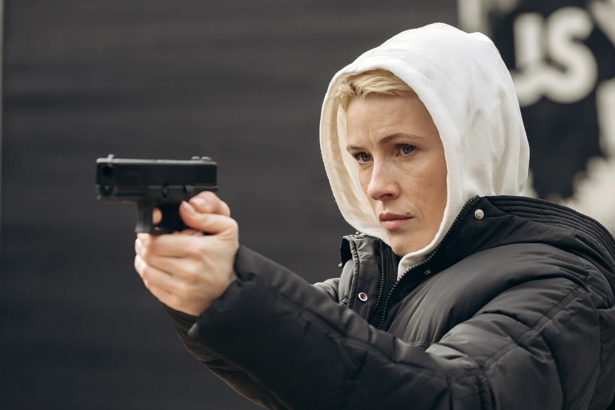 Кадр из сериала Невский