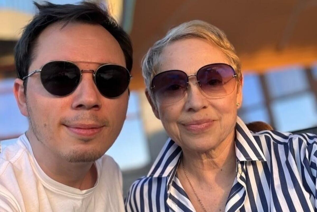    Родион Газманов со своей мамой Ириной Личный архив