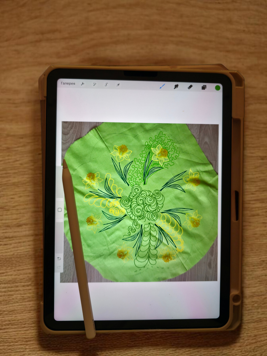 Эскиз стежки на планшете