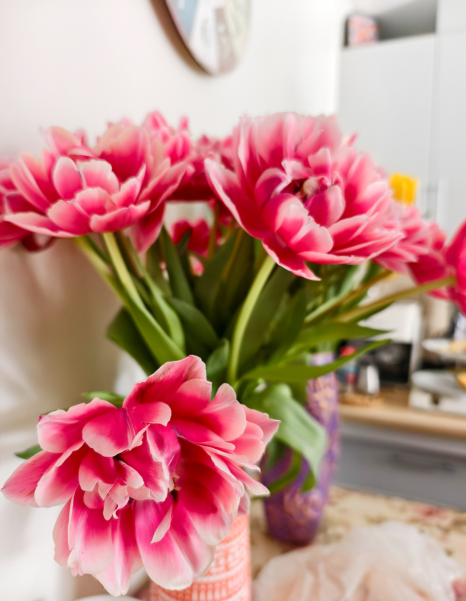 Тюльпаны в вазе