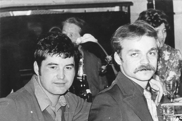 На фото: М. Веселовский и С. Десимон, 5 курс ВМедА, действующие лица рассказа.    