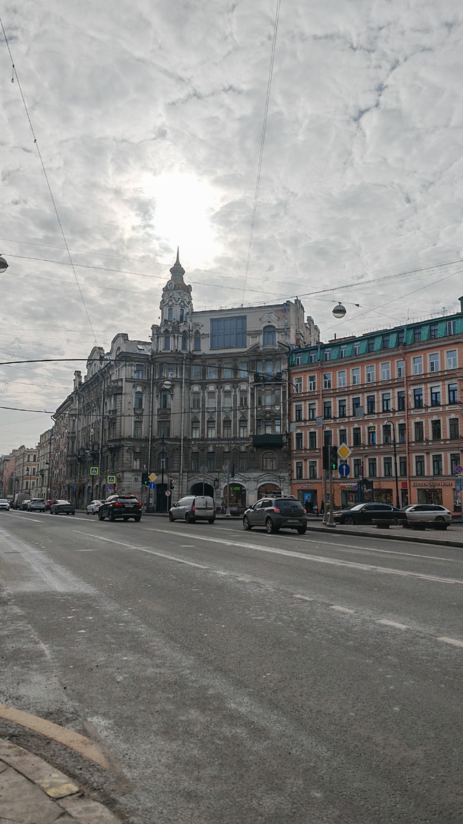 Фото автора Доходный дом Э. К. фон Липгарта