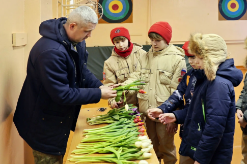 Самарские юнармейцы присоединились к всероссийской акции «Километр красоты»
