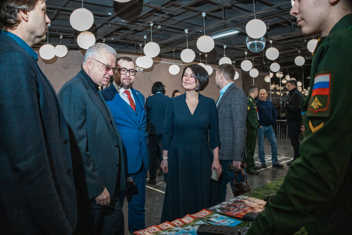 Фото с выставки в день мероприятия СИЛА СЕМЬИ. ОПОРА СТРАНЫ (смотри первую статью)