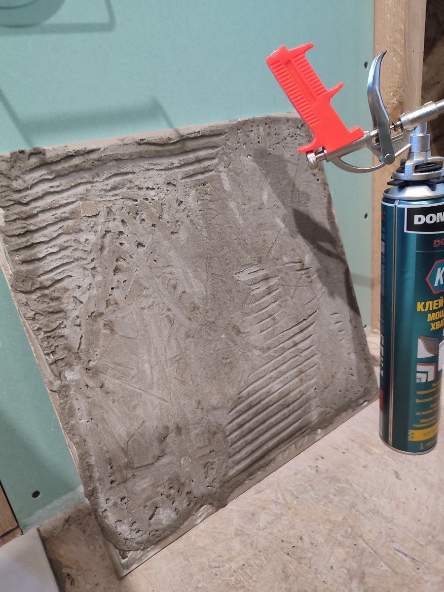 Плитка отошла от поверхности ОСБ практически без сопротивления