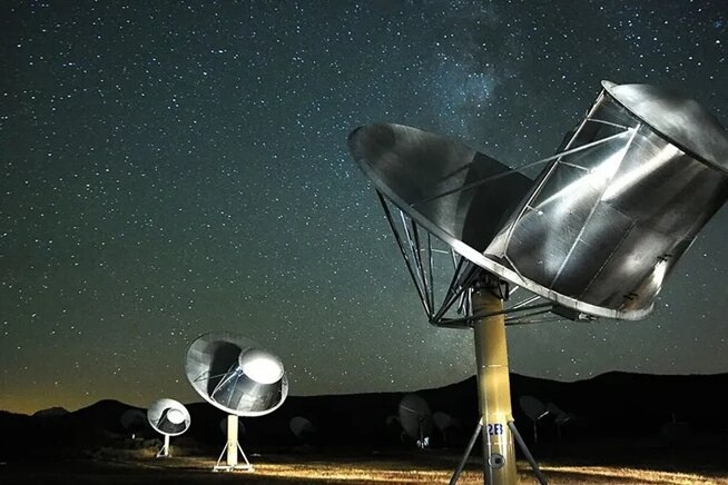     Возможно, мы не слышим сигналы инопланетян из-за космических помех