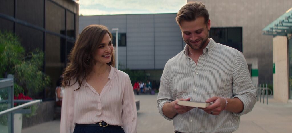 Источник film.ru