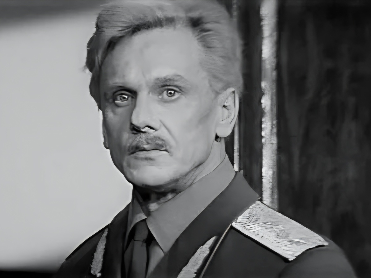 Кадр из к/ф «Офицеры» (1977)