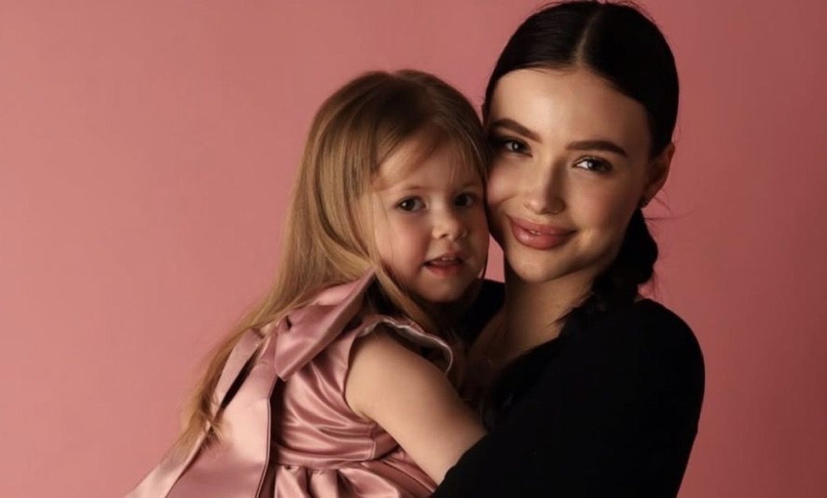    Мария Ильюхина с дочерью (Фото: Instagram* / @maria_iliukhina)