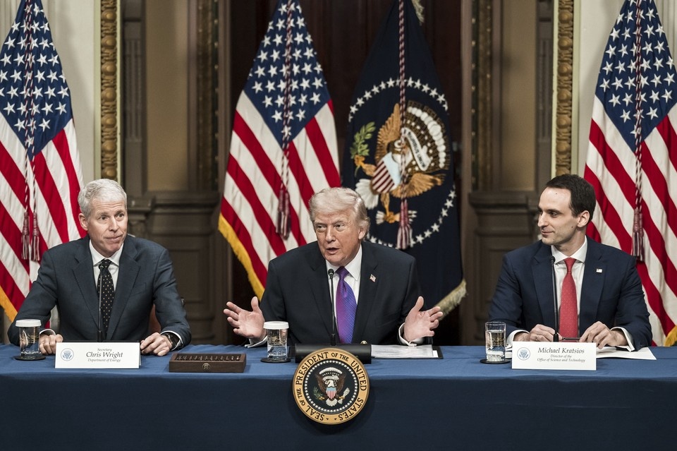    Axios узнал о просьбе США к Израилю не бить по энергетике Ирана GLOBAL LOOK PRESS