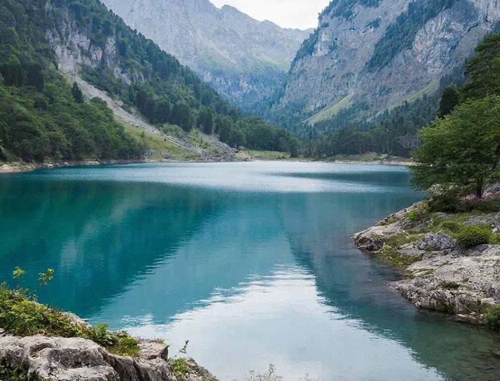 Фото: сгенерировано нейросетью GigaChat