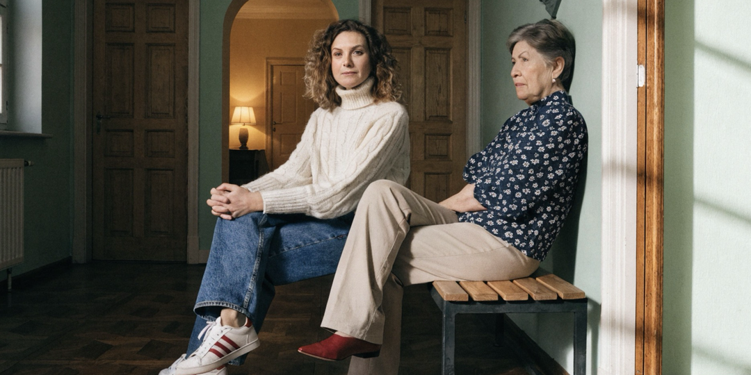 Свекровь копила на внуков двадцать лет. Узнала, что деньги ушли её сыну на другую семью