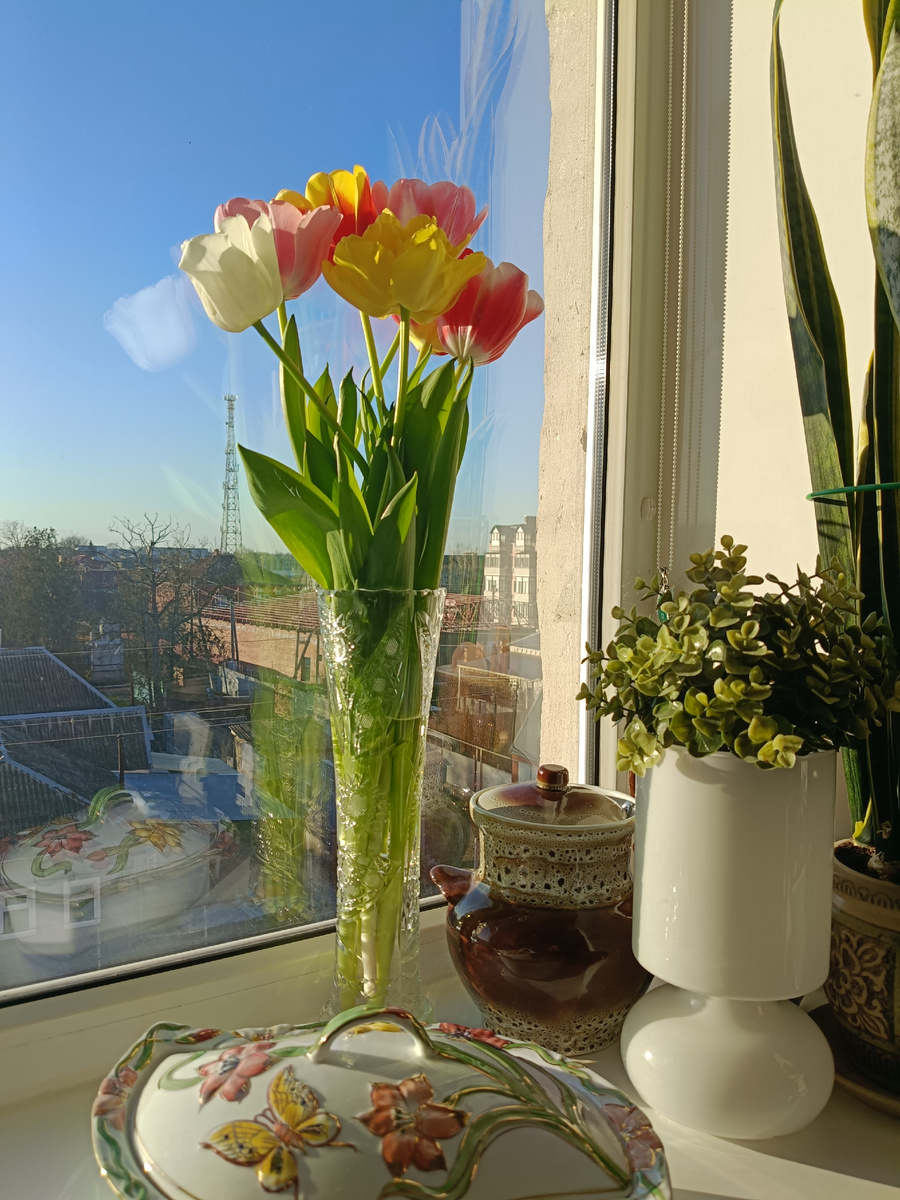 А оно яркое уже!