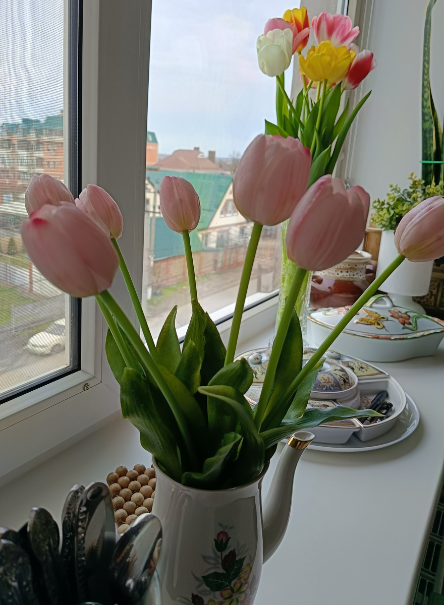 Розовые - искусственные