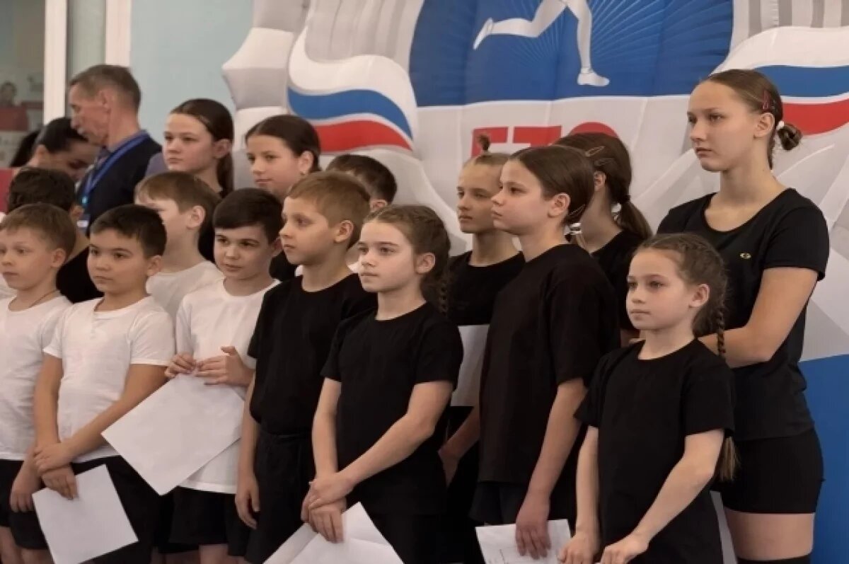    Олимпийский чемпион провел сдачу нормативов ГТО для астраханцев