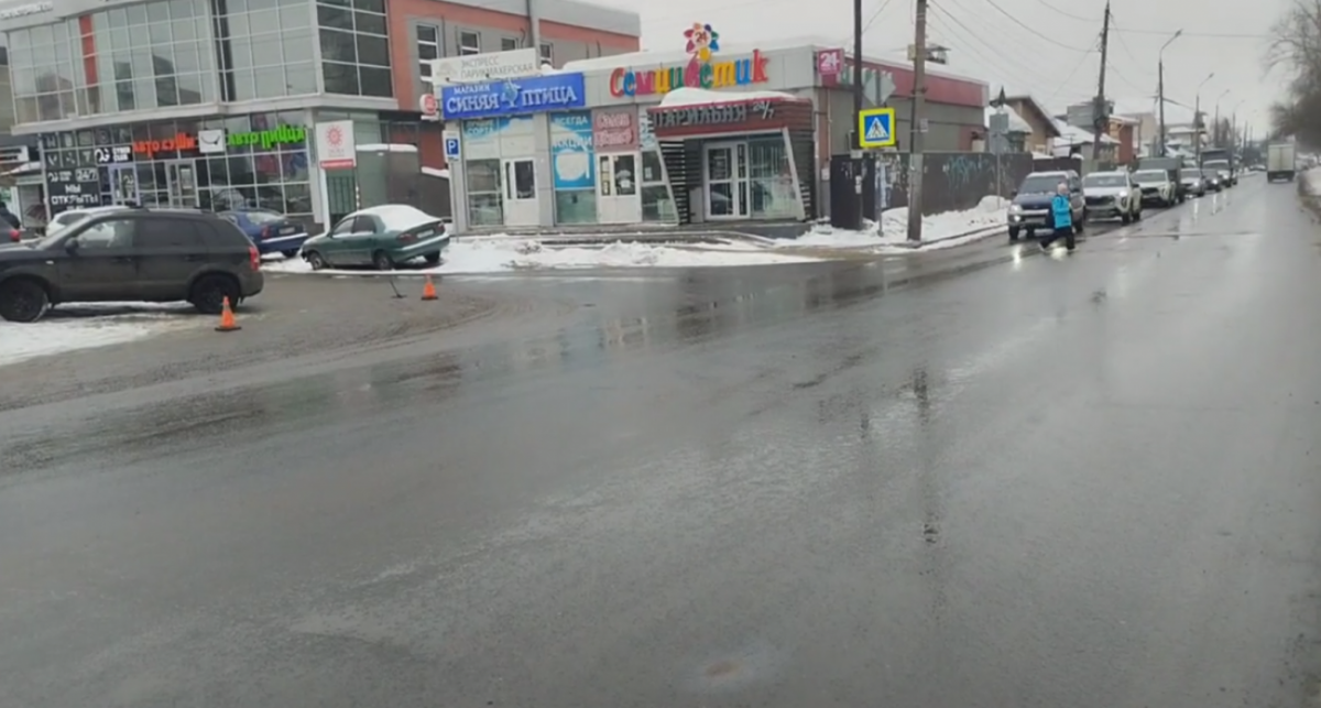    стоп-кадр видео ГИБДД России по Нижегородской области с сайта i4.vgoroden.ru